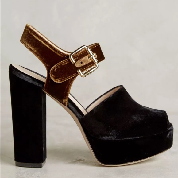 Novella Royale Shoes - Deimille Black Velvet Platform Heels - SOLD OUT